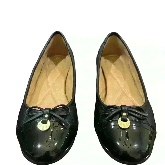 Covington Shoes - Covington Women's Quinn Black Ballet Flat Quilted Shoes Size 8